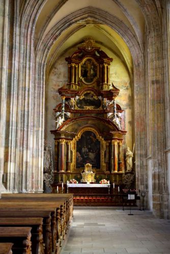 eglise-sainte-barbe-interieur