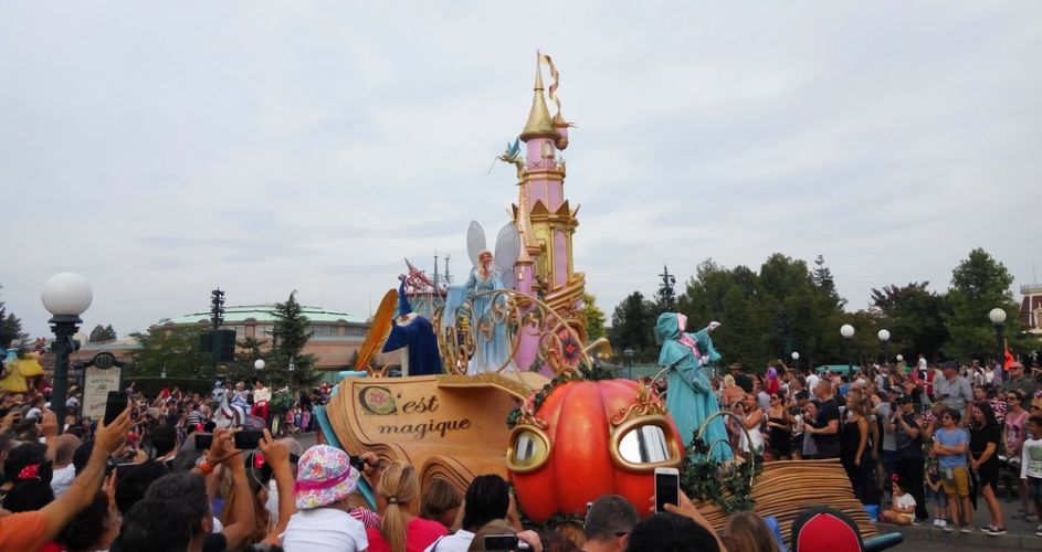 parade disneyland cendrillon