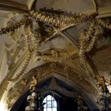 plafond ossuaire sedlec
