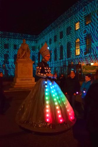 costume-festival-of-lights-berlin-2016