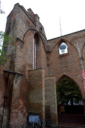 ruines-eglise-cloitre-franciscain