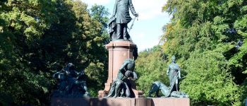 statues-berlin