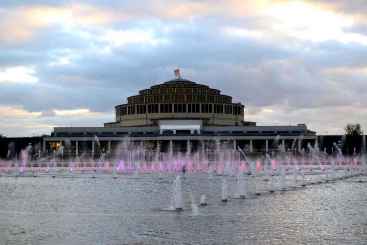 halle-du-centenaire-wroclaw