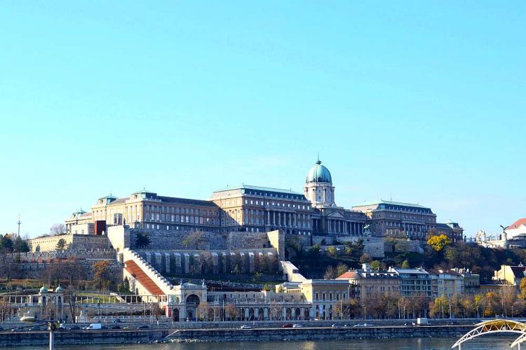 chateau-royal-de-budapest