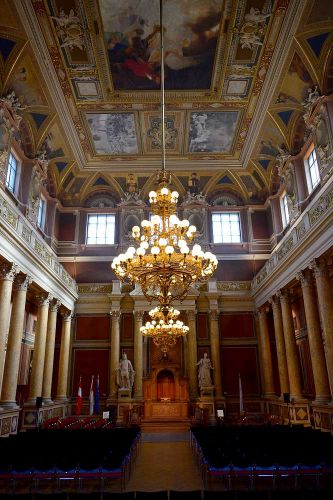 salle-des-ceremonies-vienne