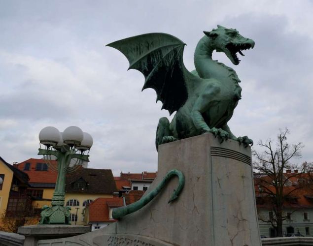 pont-des-dragons-ljubljana