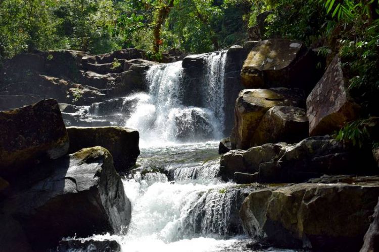 Cascade Klong Yai Kee