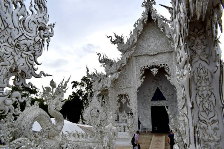 Wat Rong Khun chiang rai