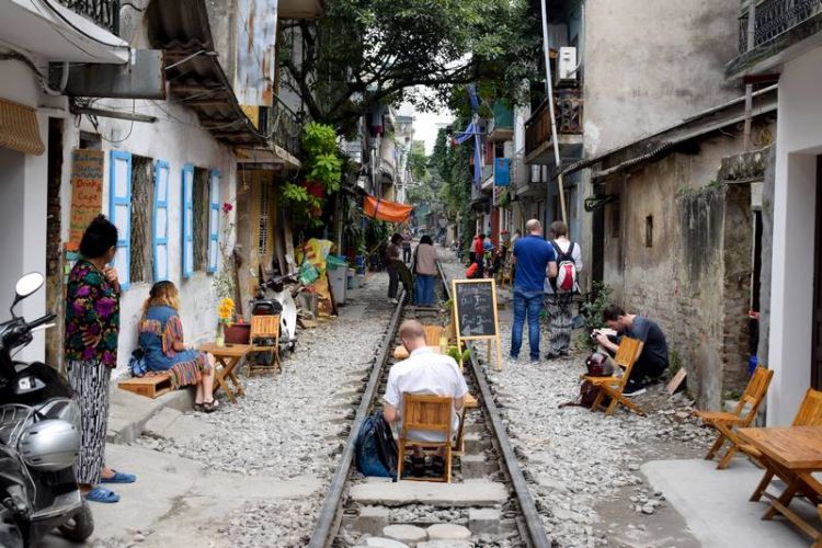 rue du train hanoi