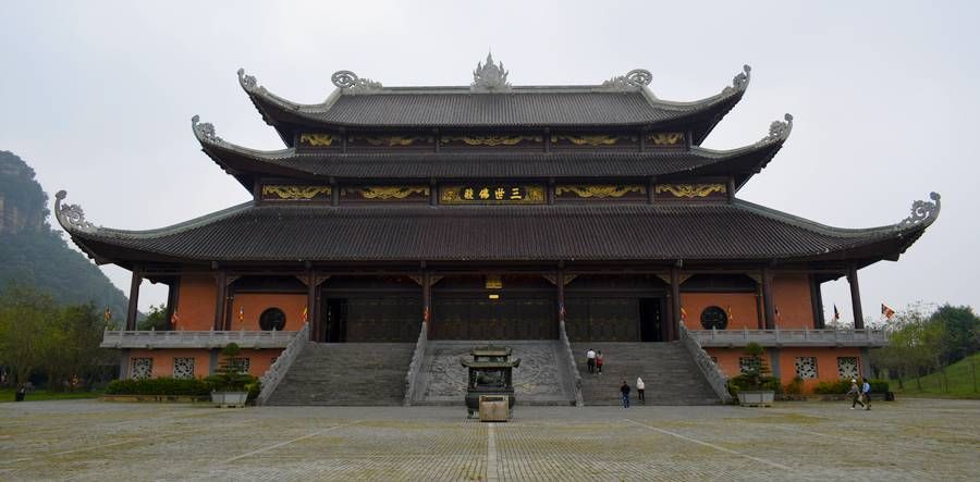 temple bai dinh vietnam