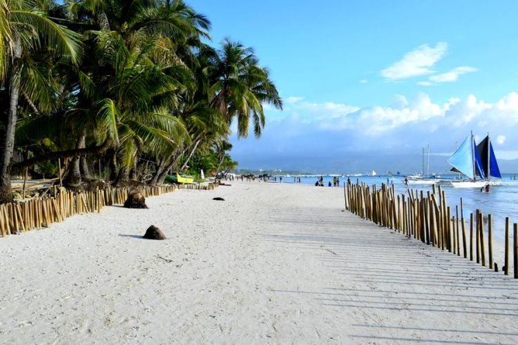 white beach boracay